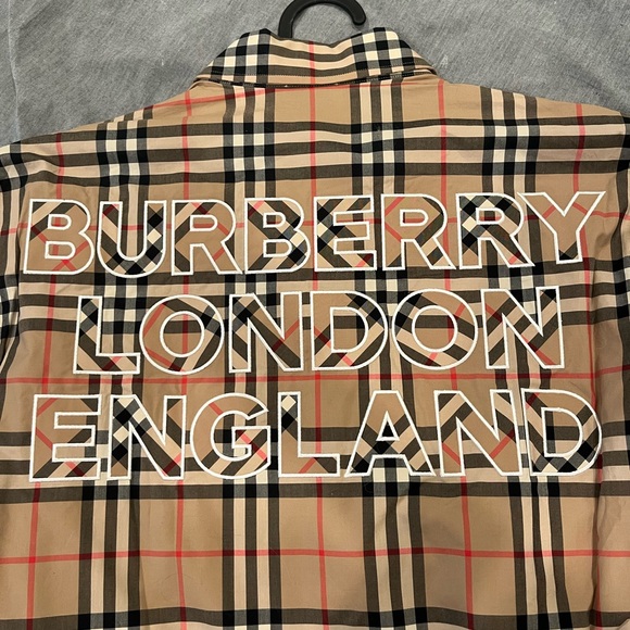 Burberry shirt - Picture 9 of 14